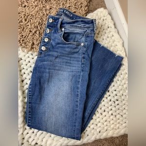AMERICAN EAGLE flare bottom Jean